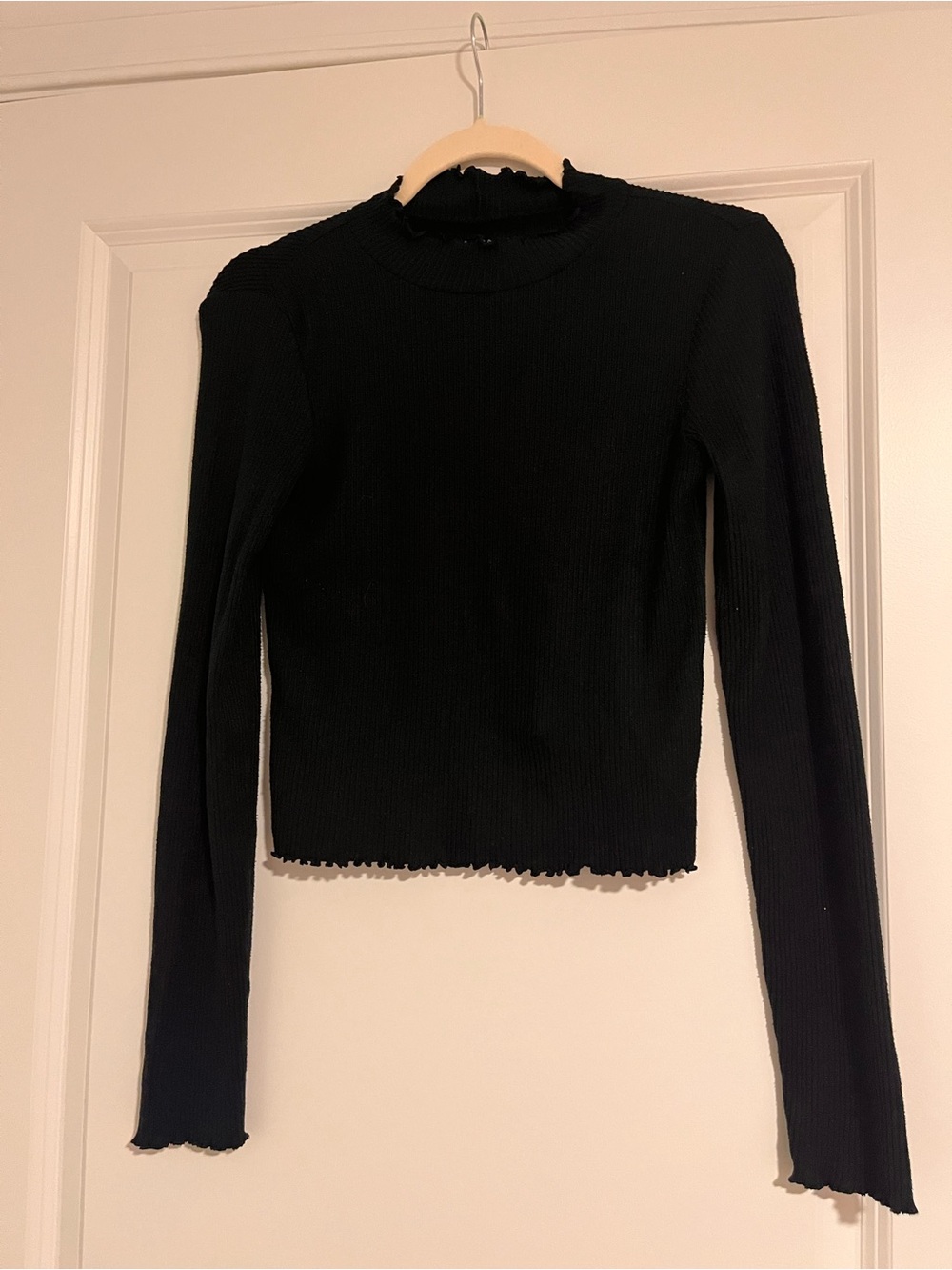 Ladies American Eagle Knit Black Long Sleeve Top - Size Small